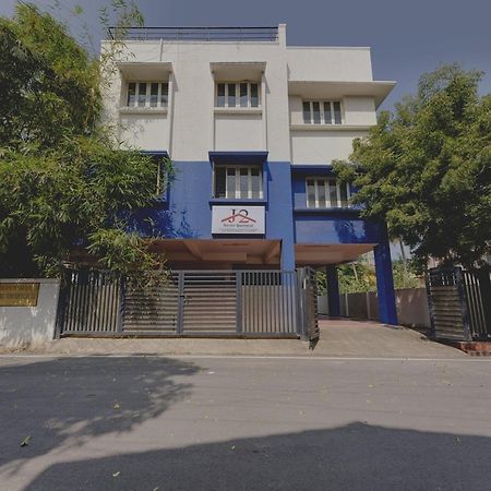 Hotel O J2 Service Apartment Chennai Esterno foto