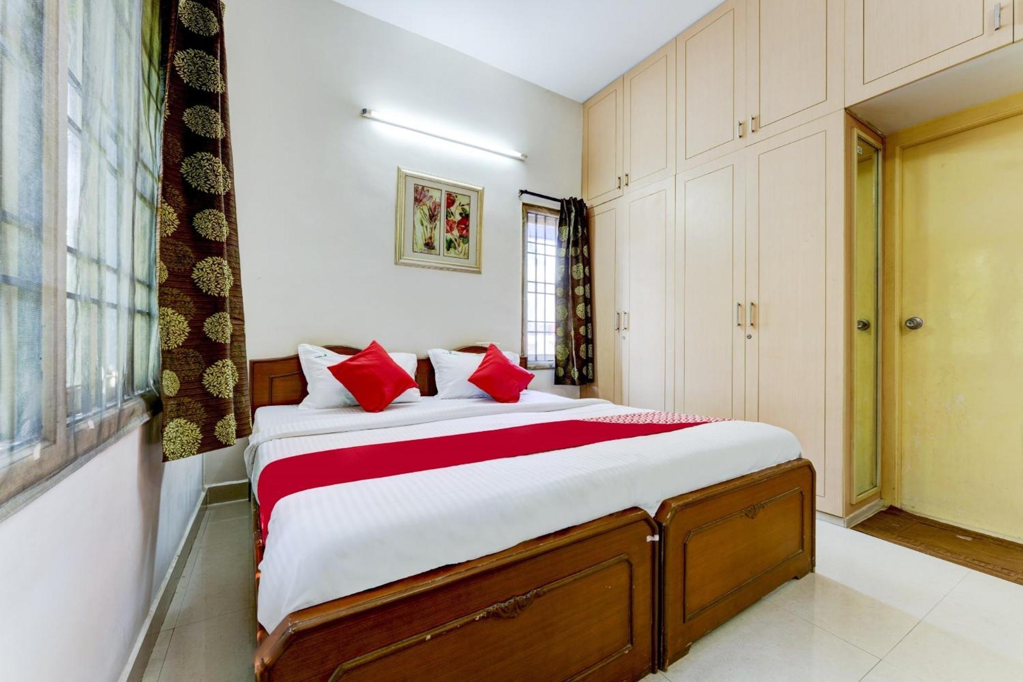 Hotel O J2 Service Apartment Chennai Esterno foto