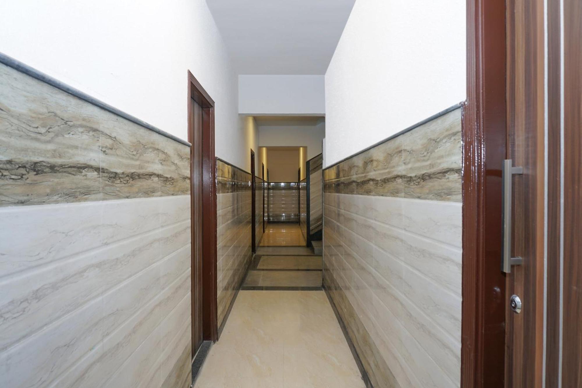 Hotel O J2 Service Apartment Chennai Esterno foto